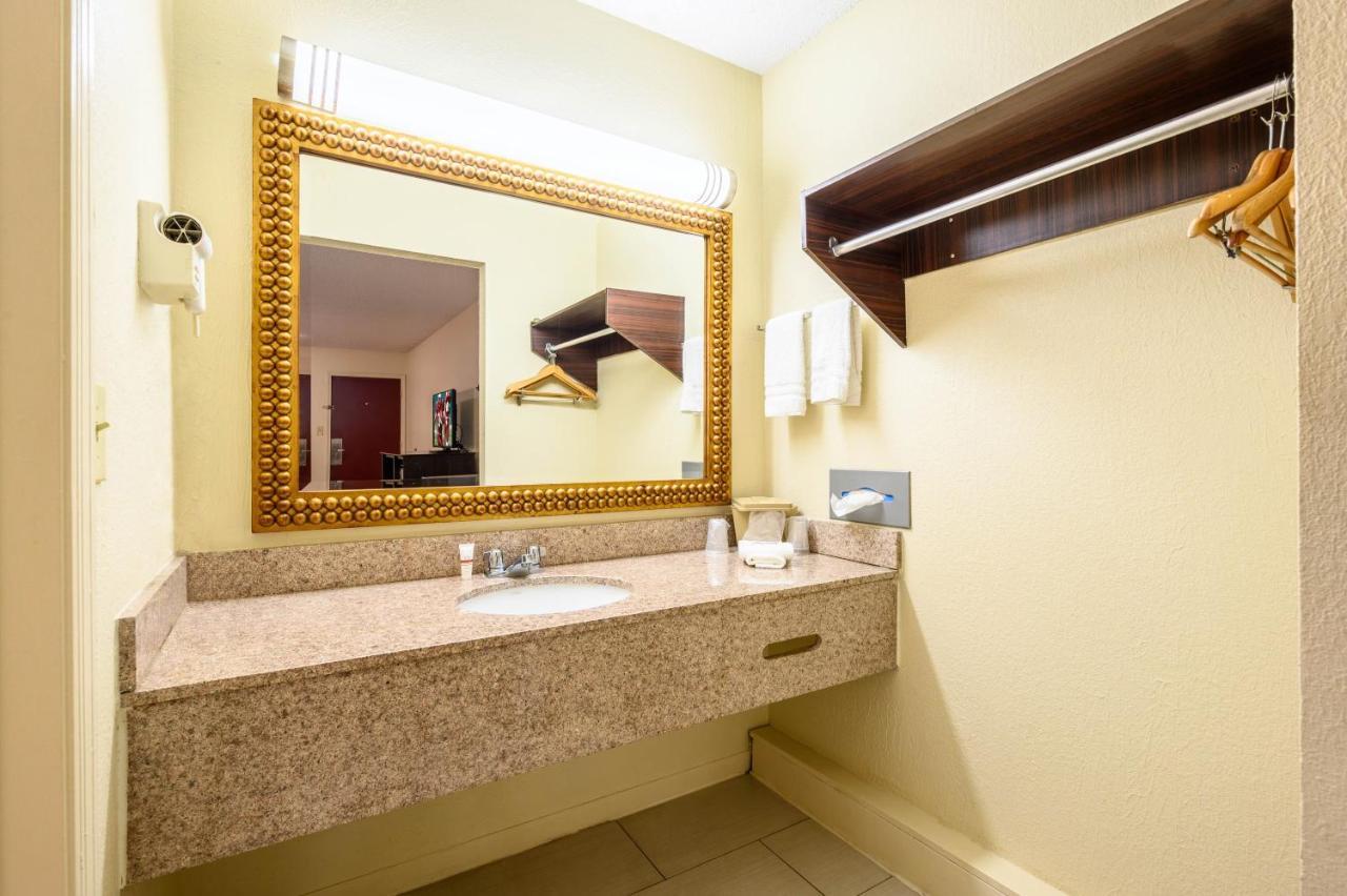 Red Roof Inn Sylacauga Εξωτερικό φωτογραφία